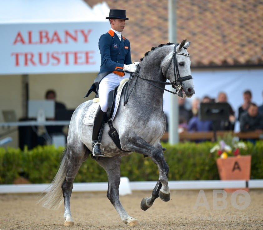 Minderhoud en Lenaerts een en twee in kür Intermediaire featured image