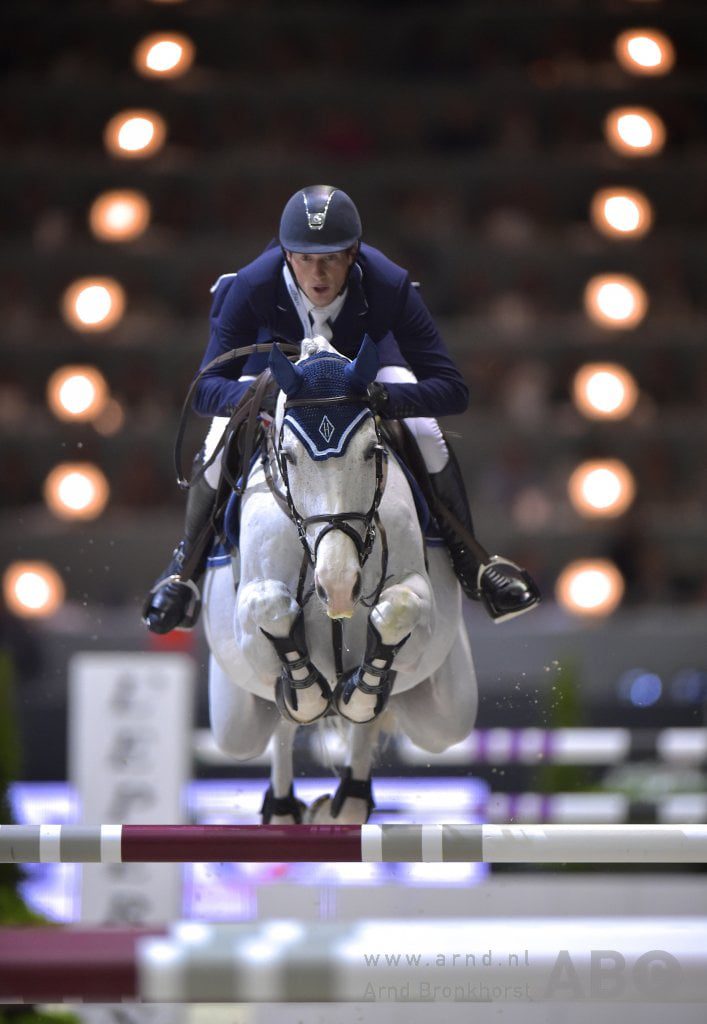 Daniel Deussers d'Amour met wedstrijdpensioen Horses