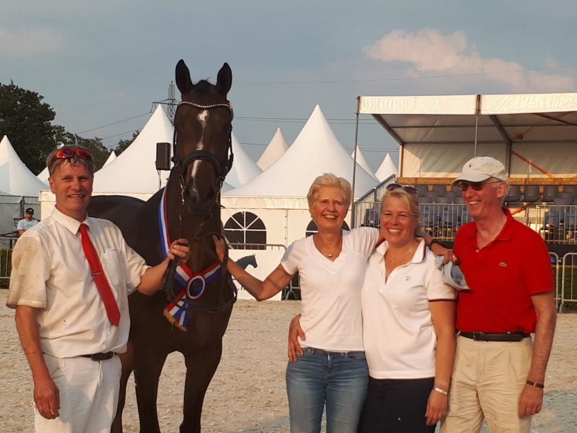 CK Drenthe: Ferdinand-dochter Kato dressuurkoningin van Drenthe featured image