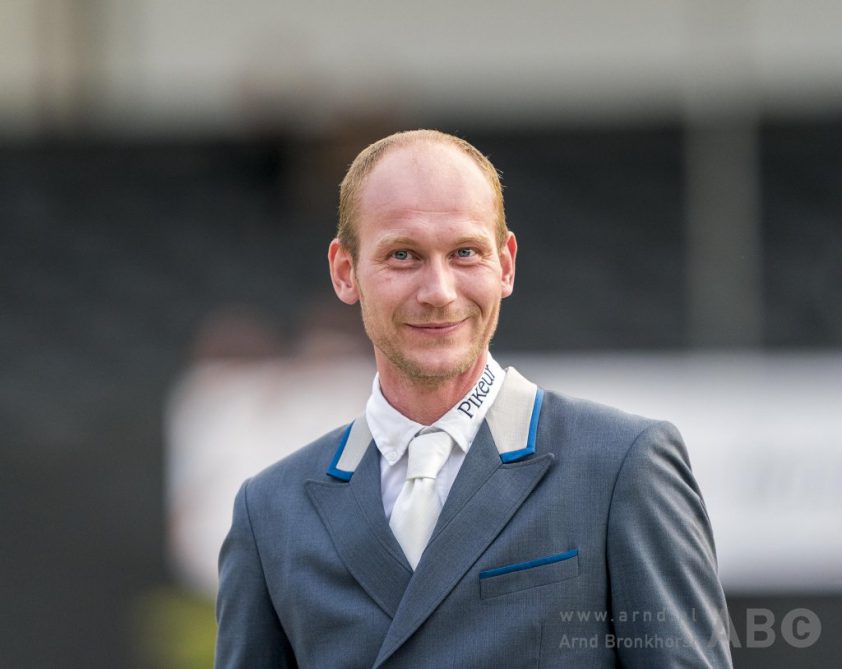 Nieuw Grand Prix-paard voor Diederik van Silfhout: ‘Nu kilometers maken’ featured image
