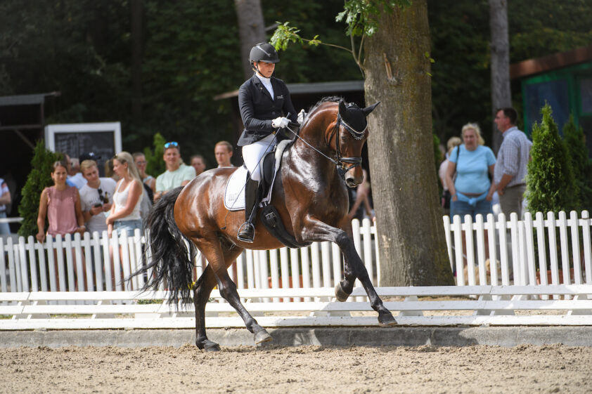 Tessa Frank koopt voormalige thuisbasis Jonny Hilberath featured image