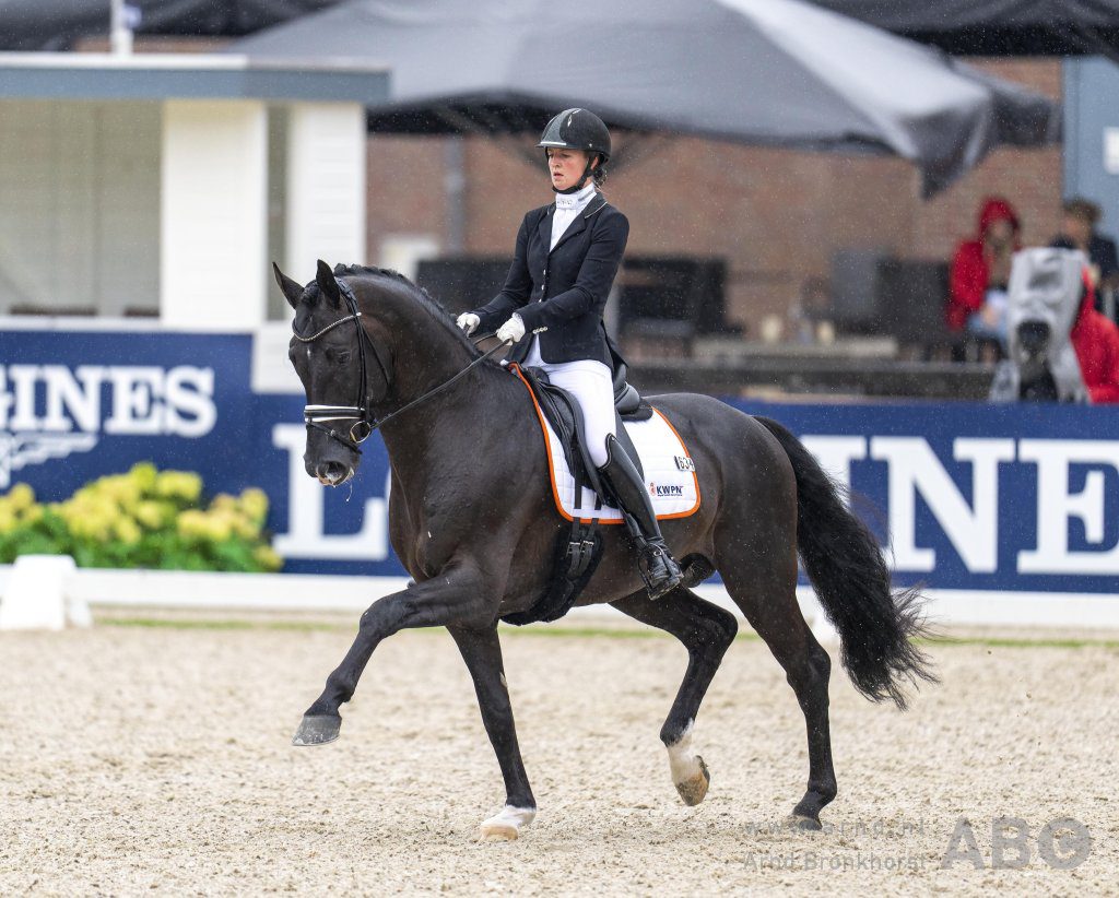Amber Hage en Mercurius ACM winnen PSG in Kronenberg