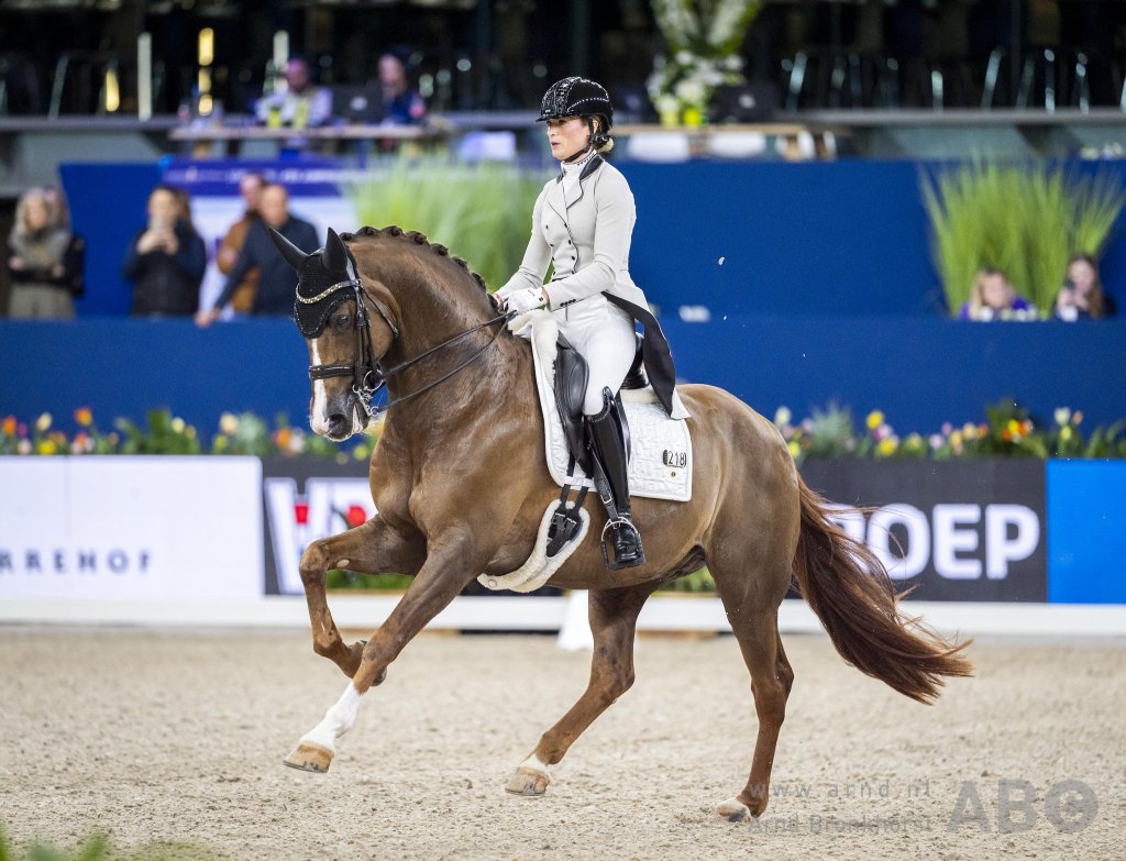 Geen wereldbekerfinale voor Dinja van Liere, wel sterke ritten met jongere troeven featured image