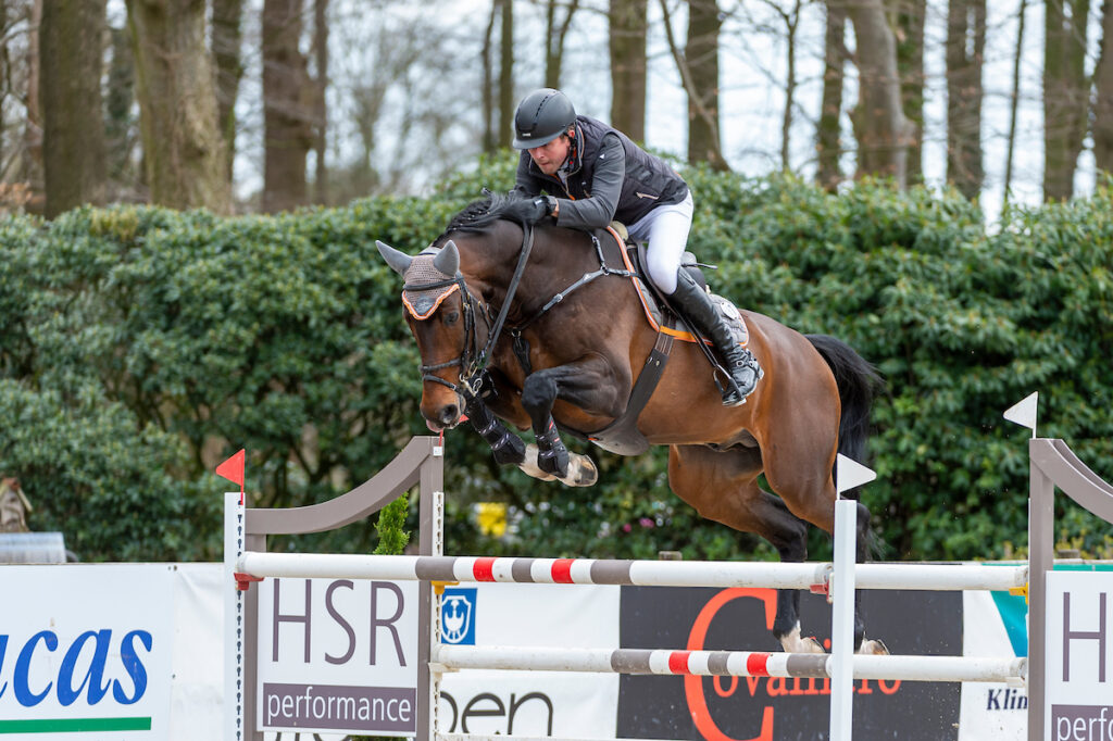 PS Online: 84.000 euro voor Continental Blue-ruin featured image
