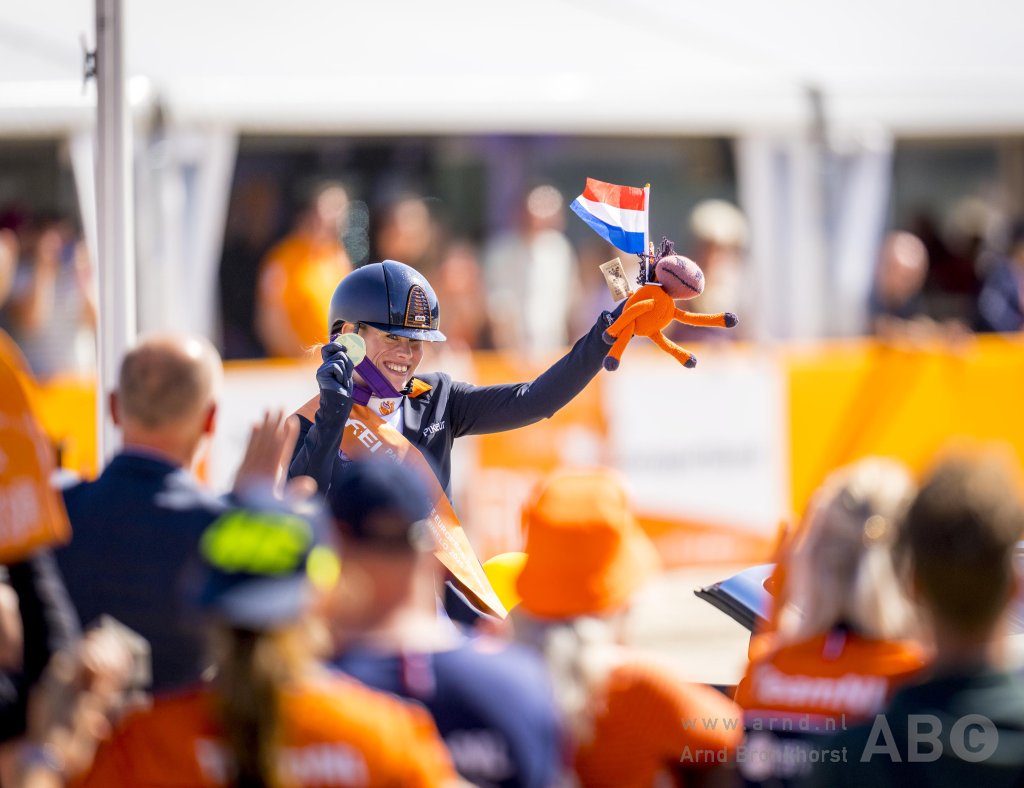 EK Paradressuur In Beeld: Goud en zilver voor Nederland in Kür op muziek featured image