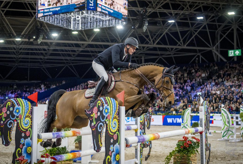 Nederlanders sterk in GP Kronenberg, Millie Allen klopt Houtzager